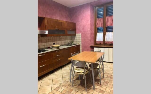 Bella casa vicino alla grotta giusti.