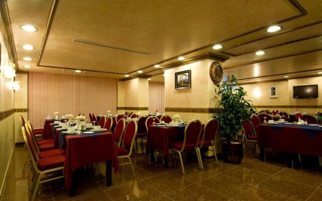 Asala White Palace Hotel