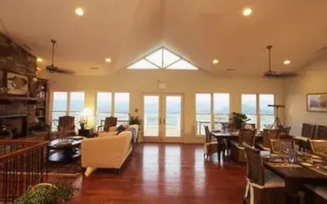 Inn at Riverbend