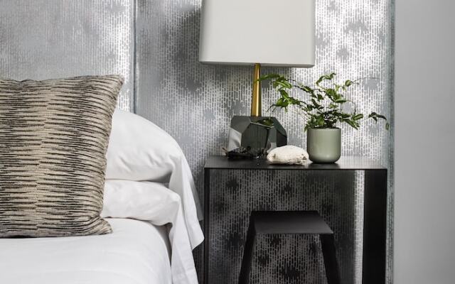 The Richard, The Edgartown Collection