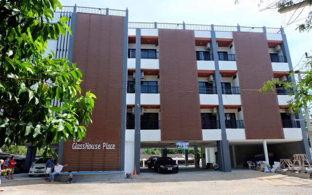 The Glasshouse Place (SHA Extra Plus)