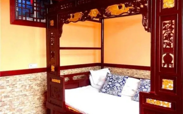Wuzhen Yishuige Inn