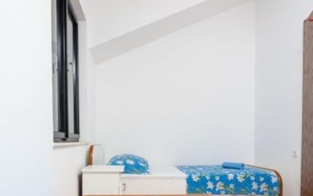 Excellent Apartment With Balcony and Sea View