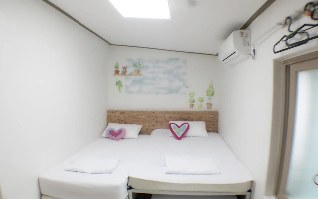 Myeongdong Guesthouse