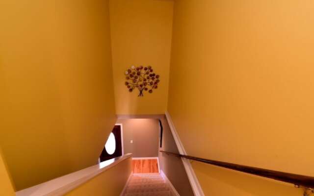 Forest Hill - 3 Br Home