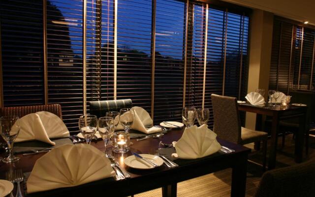 Eight Acres Hotel