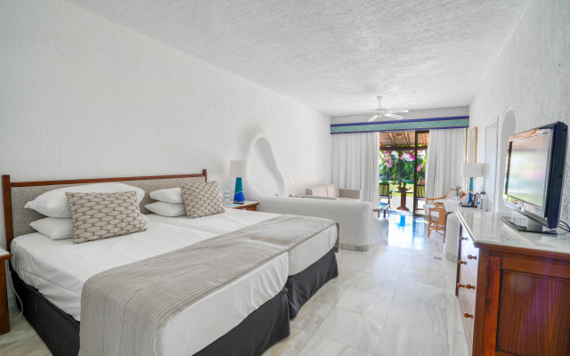 Coral Beach Hotel and Resort