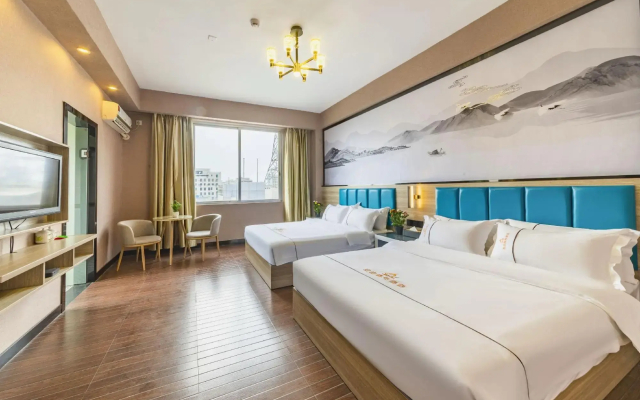 an you Bussiness Hotel(遂溪安由商务酒店)