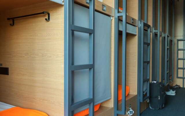 Capsule Hotel GettSleep Sheremetyevo