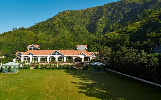 Club Mahindra Kandaghat Resort