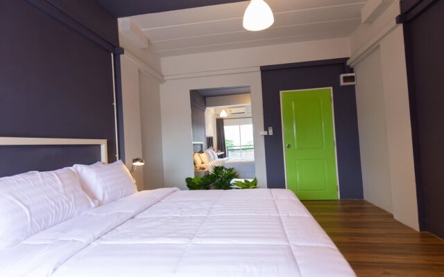 Mango 10 House