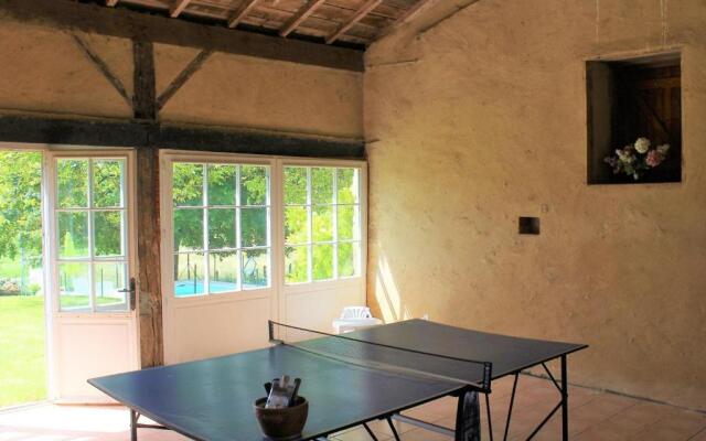 Gîte Saint-Avit-Sénieur, 4 pièces, 6 personnes - FR-1-616-104