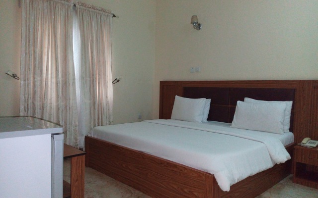Eliata Hotel & Suites