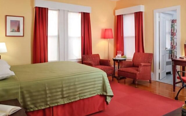 Irving House At Harvard