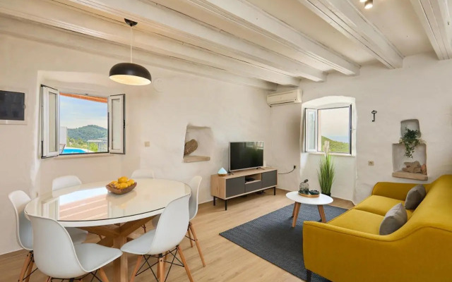 House Abatros