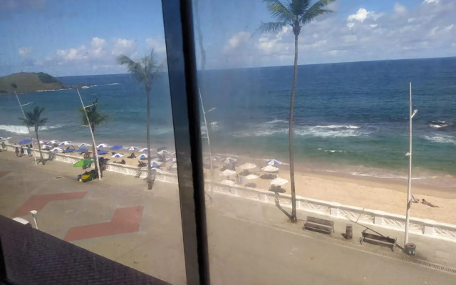 Flat no Farol da Barra