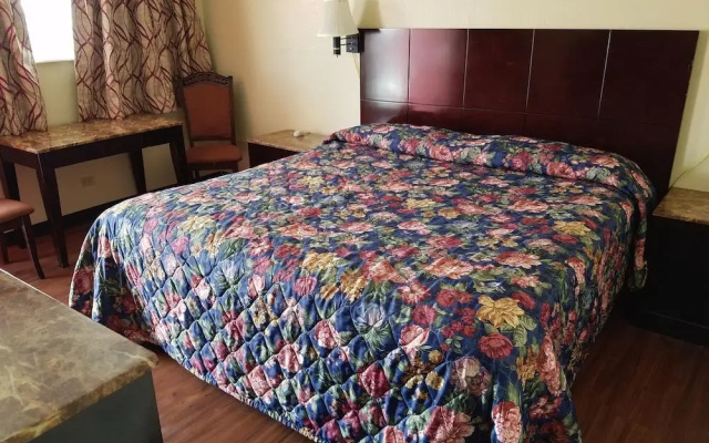 Luxury Inn & RV Park