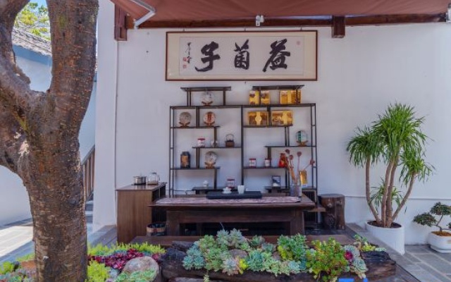 Anyu‑Villa Guiyuan Homestay | Panoramic Holiday Courtyard (Lijiang Ancient City Big Water‑Wheel) – Outside – Lijiang