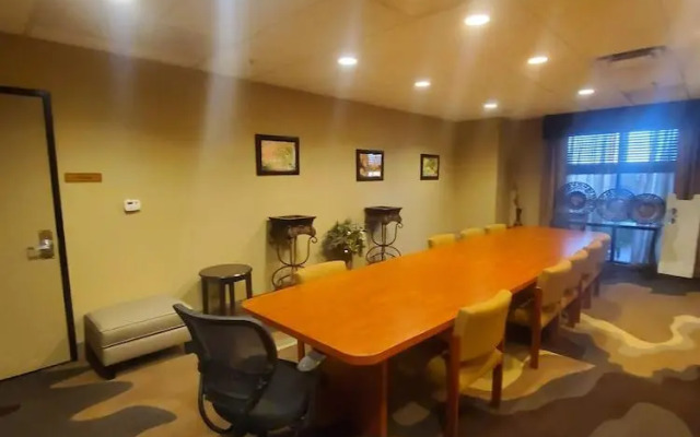 Spark By Hilton Phoenix East Mesa