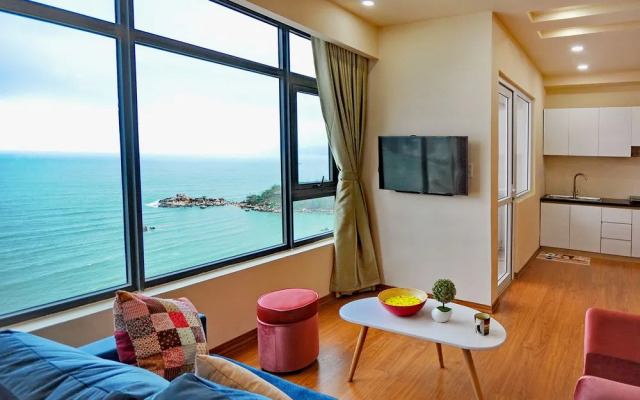 Nha Trang Cozy Beachfront Apartment