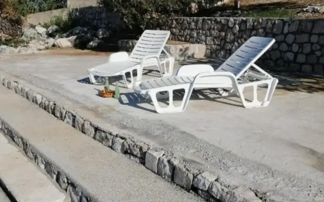 Spacious and Cozy Seafront Apartments