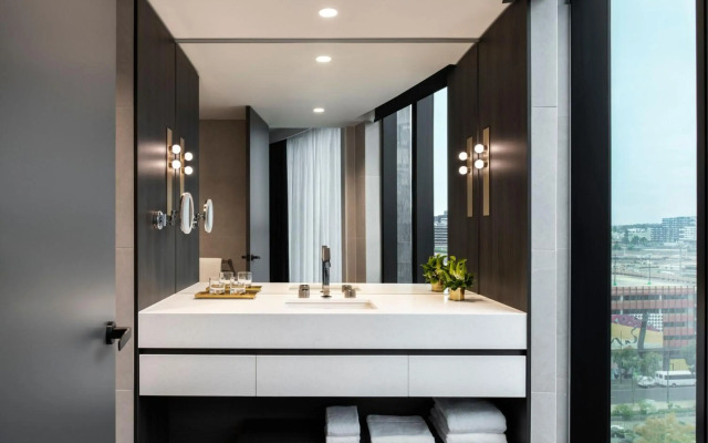 Melbourne Marriott Hotel Docklands
