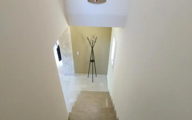 Villa *FRYNI*/5' from sea & center/Mountain View