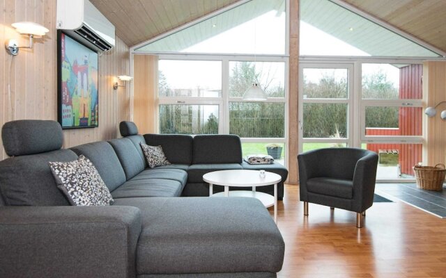 6 Person Holiday Home in Oksbol