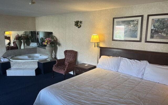 Economy Inn - Parkersburg