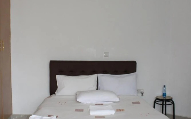 Salient Guest House