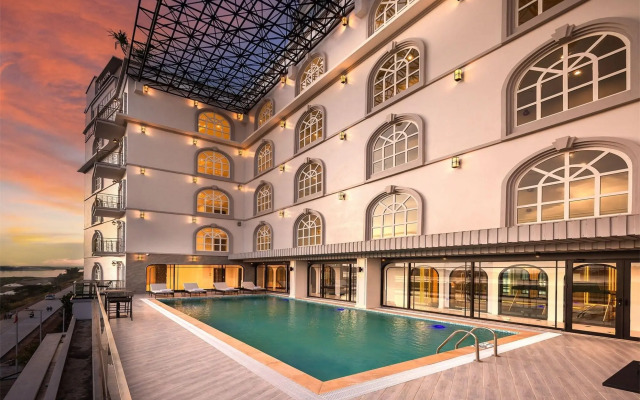 Eastin Hotel Vientiane