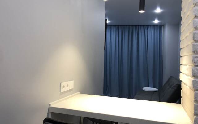 Central Bay Studios. 7min Station, Arbat Street
