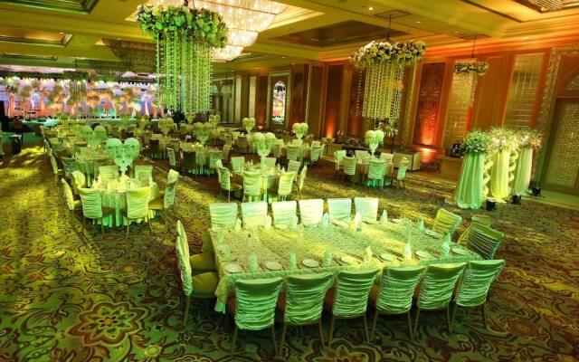 Seven Seas Hotel