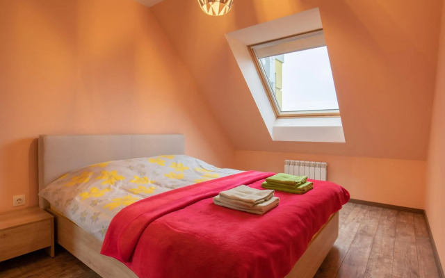 Apartment City View 2