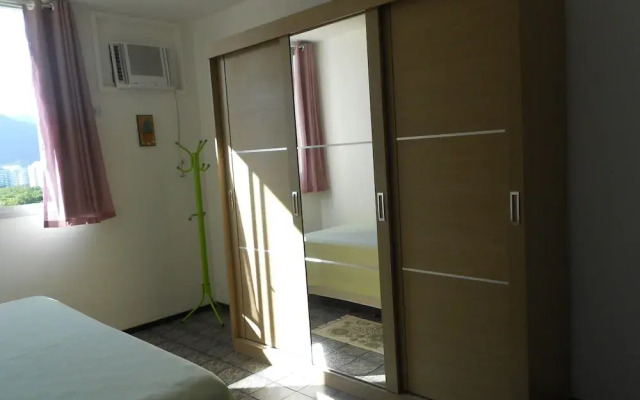 Gohouse - Pontoes 703