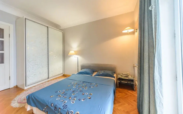 Apartment near Olympic Stadium