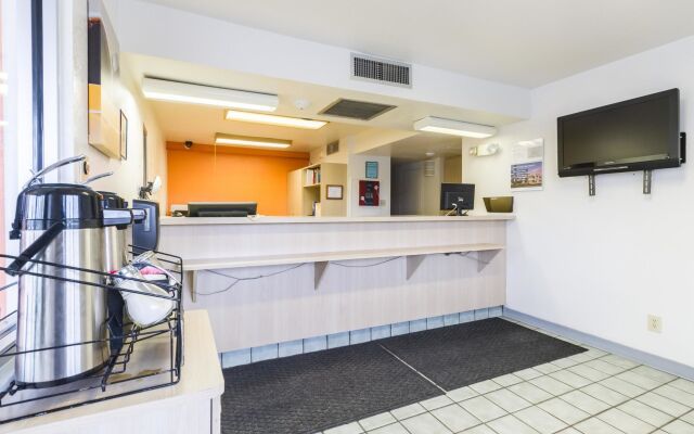 Travelodge by Wyndham Miles City