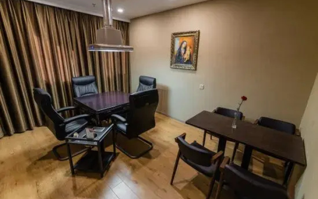Oriental Union City Hotel