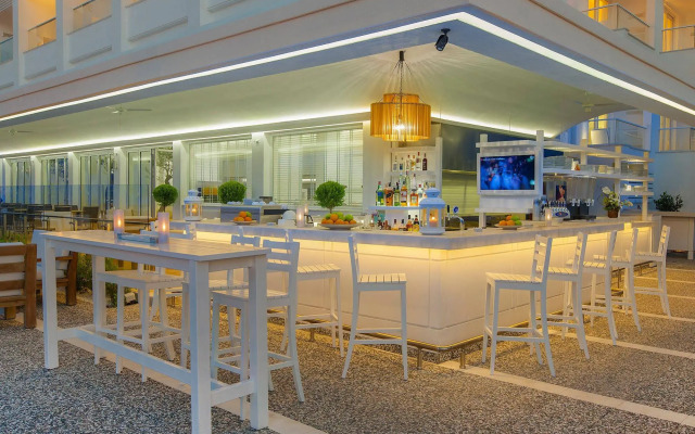 The Beachfront Hotel Adult Only 16 Plus