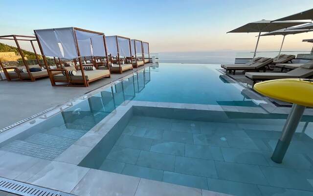 Amare Hotel