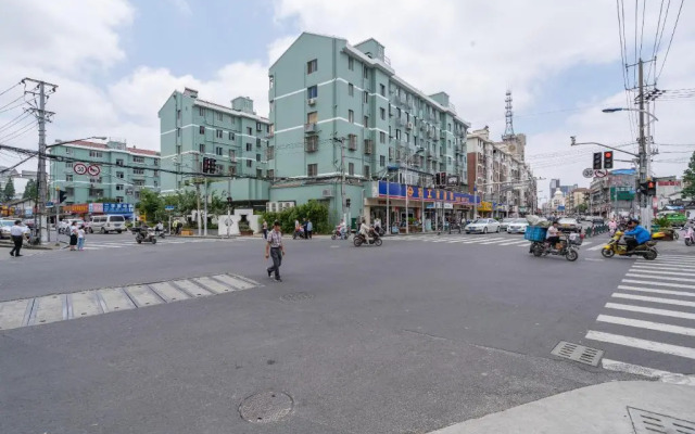 Vienna Hotel SH Pudong Little Shanghai Street