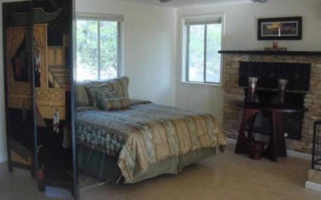 Roli's Bed & Breakfast