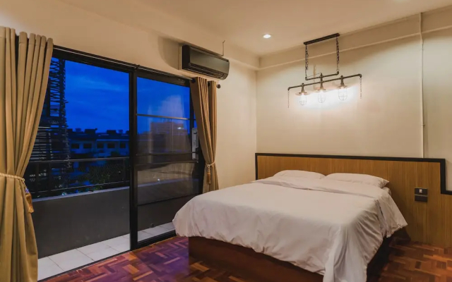 No.9 Hostel