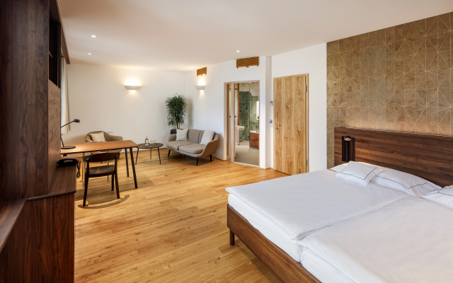 City-Hotel Ochsen – Guest Rooms – Zug