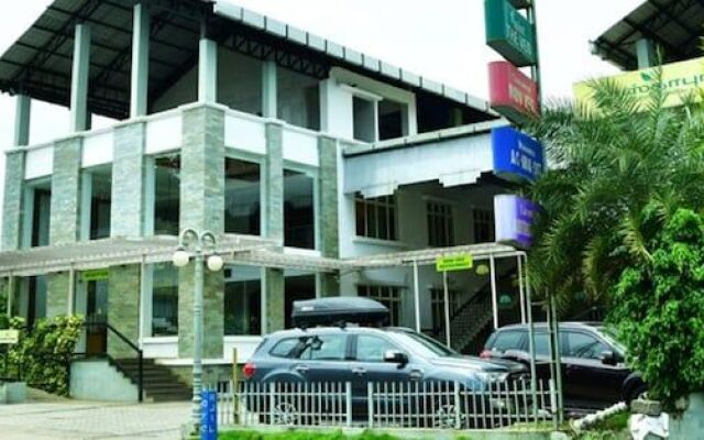 Sasthapuri Hotels