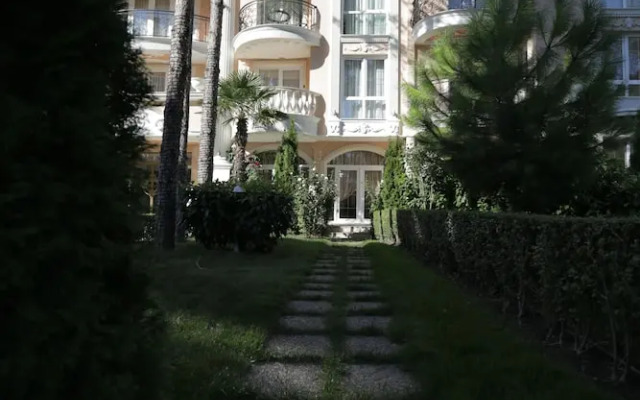 Venera Palace
