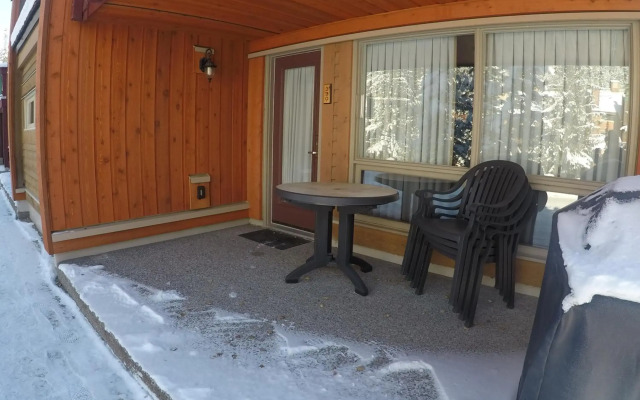 Panorama Vacation Retreat at Horsethief Lodge