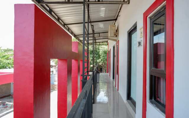 RedDoorz Syariah near Alun Alun Tegal