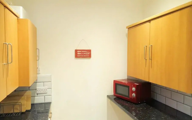 Dragon - Queen Vic House 2 Bedroom Home