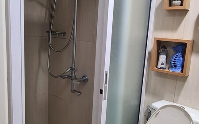 CondoDeal at Shell Residences Moa Pasay